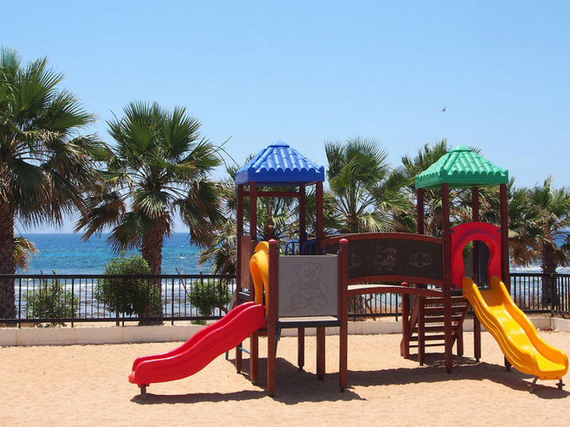 Kermia Beach Bungalow Hotel