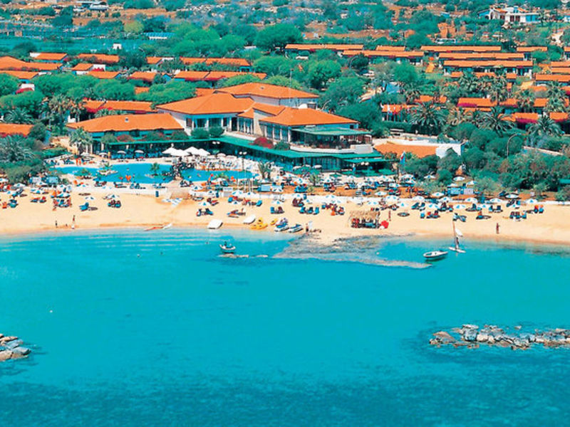 Kermia Beach Bungalow Hotel