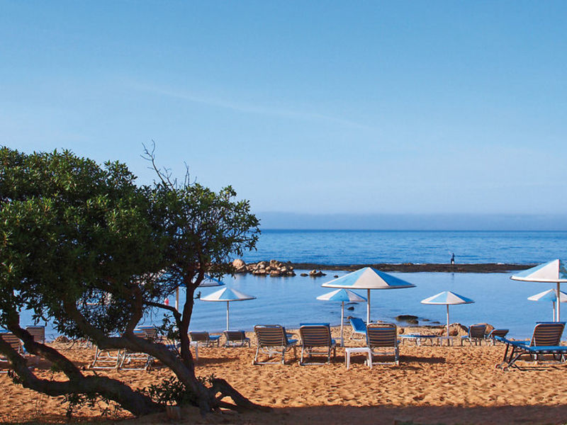 Kermia Beach Bungalow Hotel