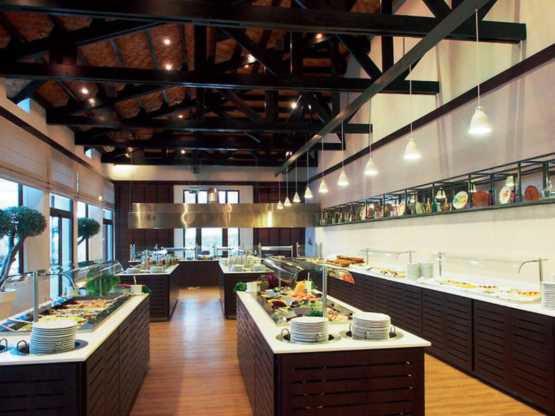 Kermia Beach Bungalow Hotel