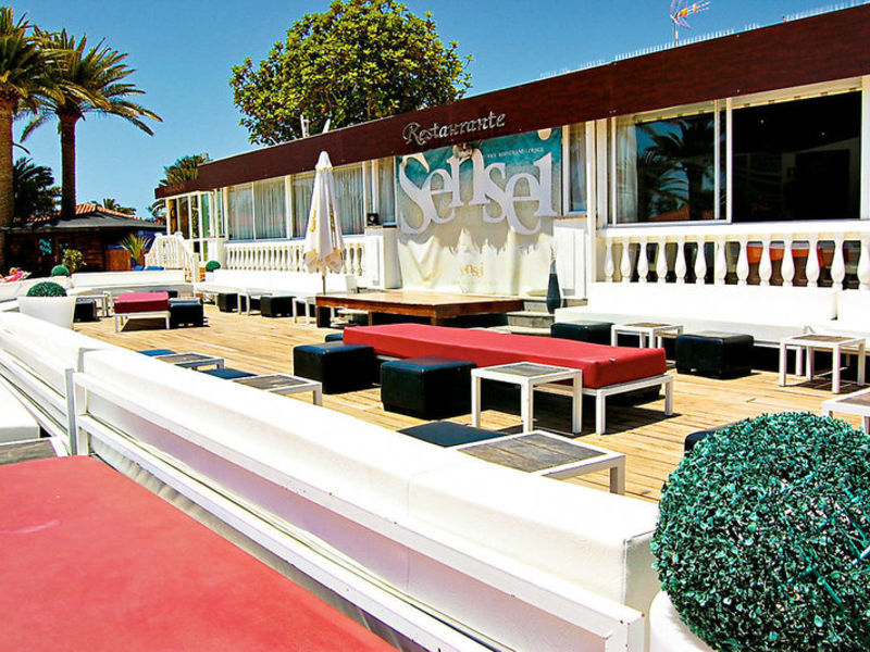 Suite Hotel Jardin Dorado