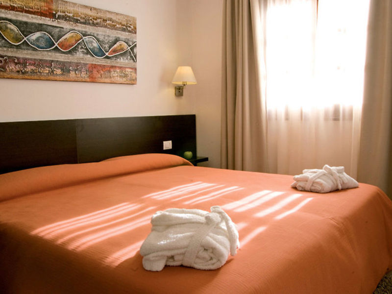Suite Hotel Jardin Dorado