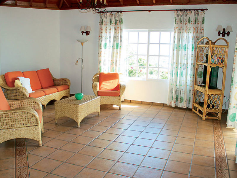 Villa Los Lomos