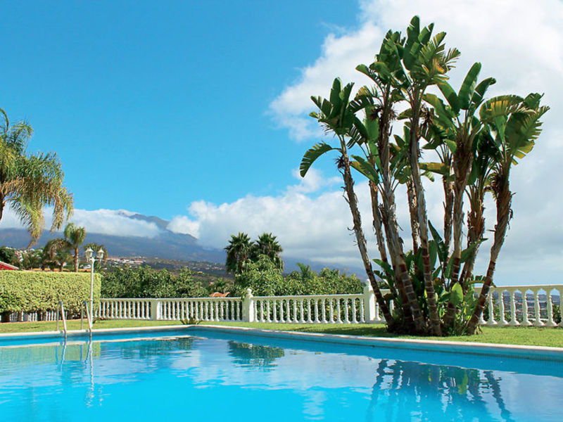 Villa Los Lomos