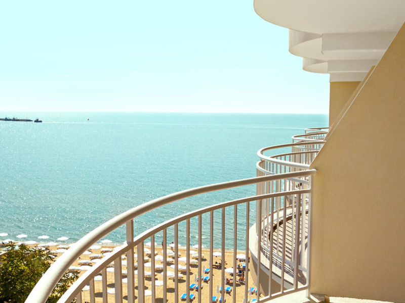SENTIDO Bilyana Beach
