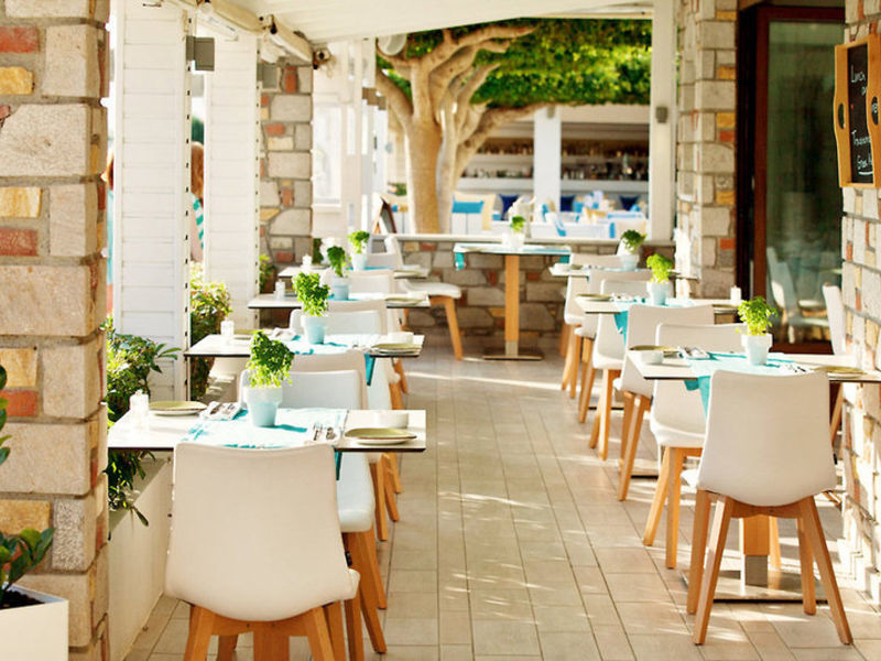 & App. Meni Beach