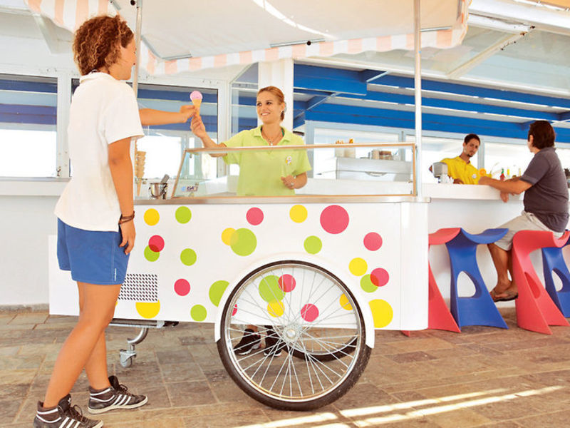Aeolos Beach Hotel