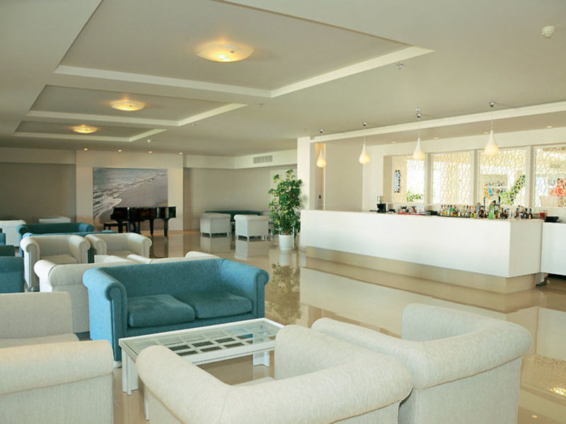 Aeolos Beach Hotel