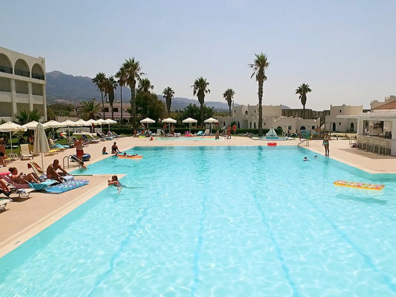 Aeolos Beach Hotel