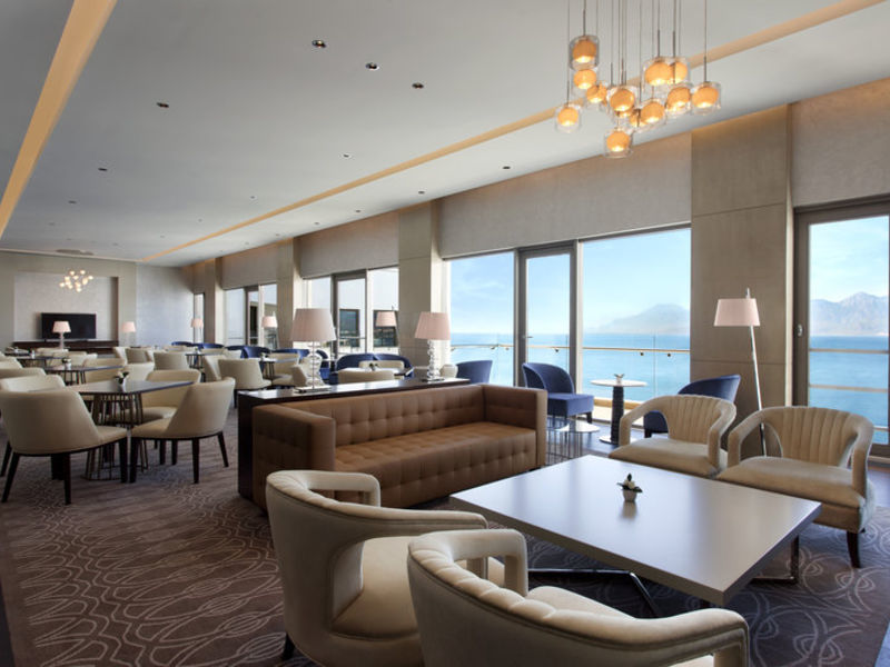 Akra Barut