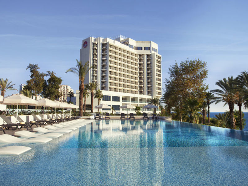 Akra Barut