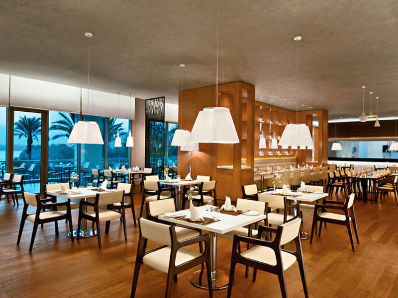 Akra Barut