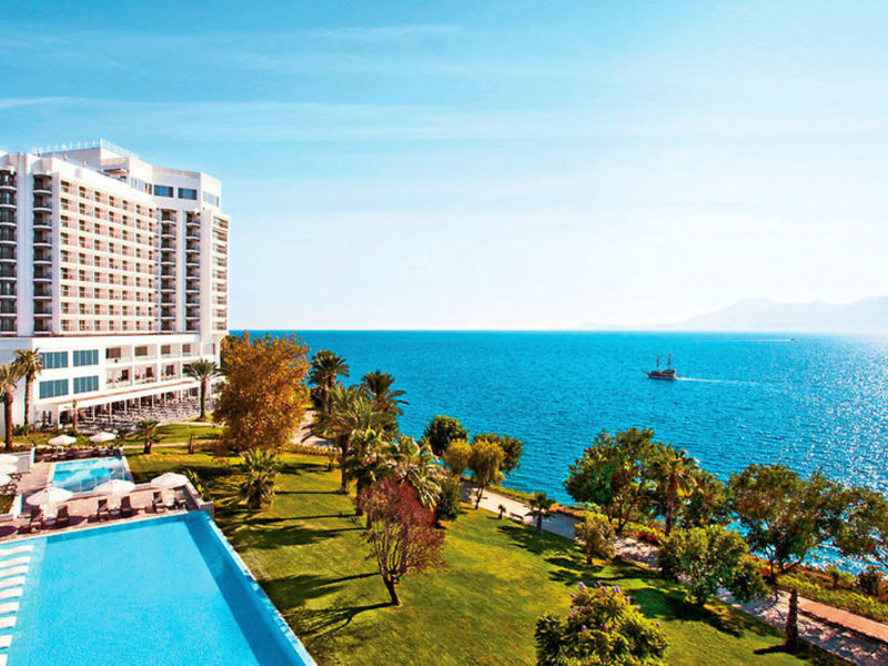 Akra Park Barut