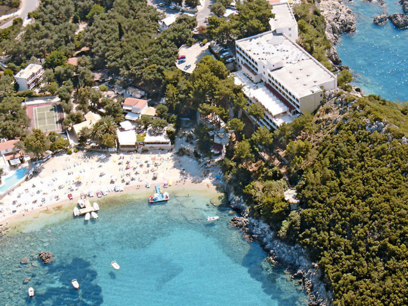 Akrotiri Beach