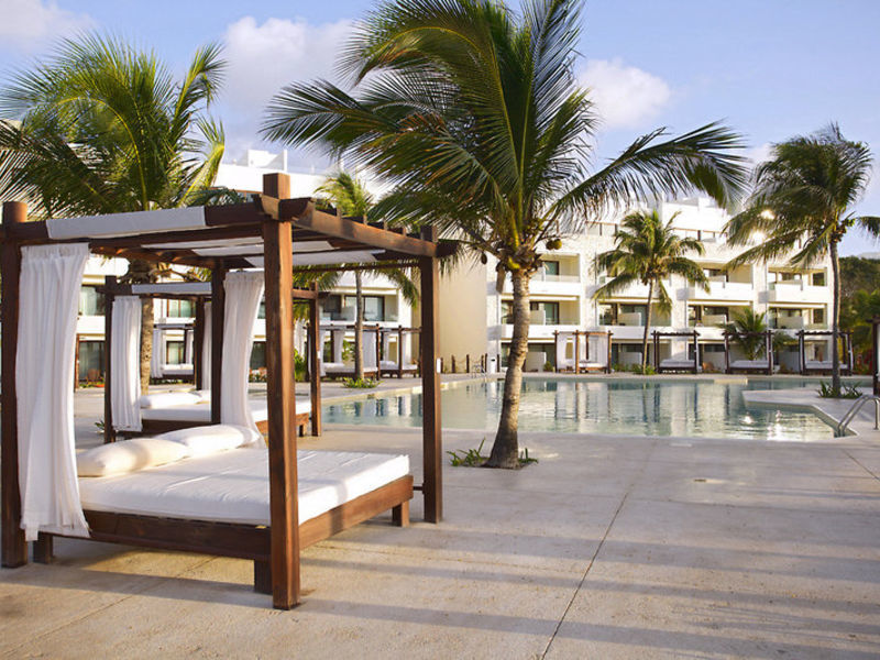 AkumalBay Beach & WellnessResort