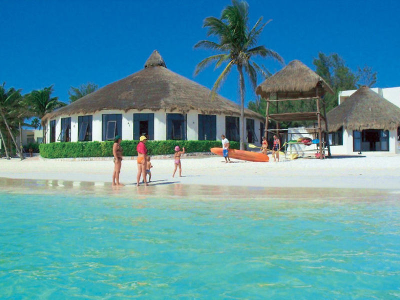 AkumalBay Beach & WellnessResort