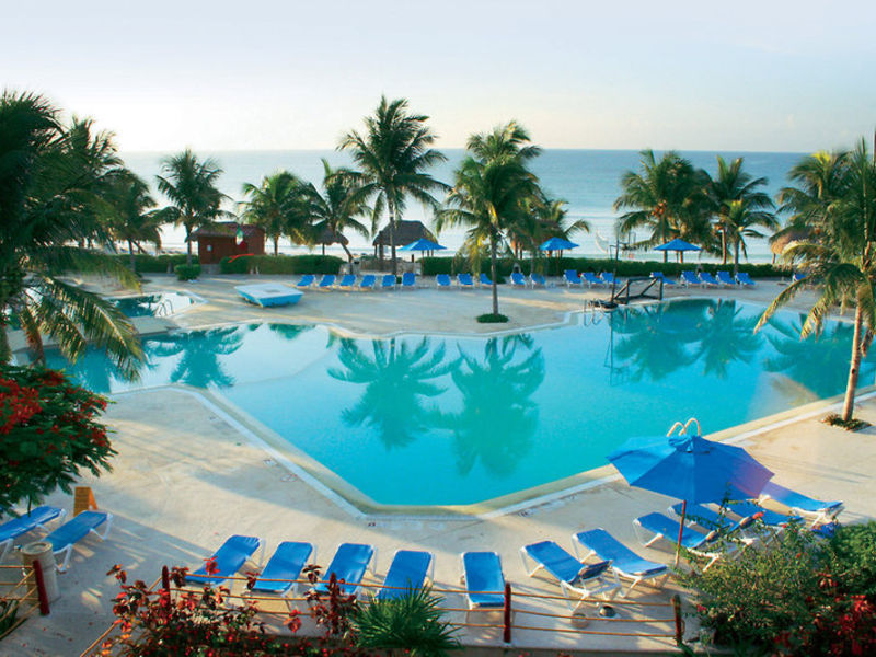 AkumalBay Beach & WellnessResort