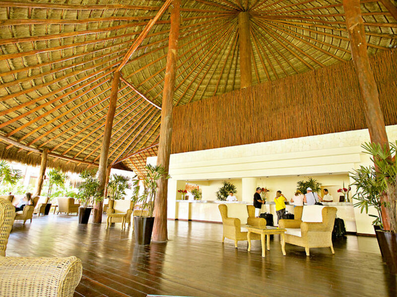 AkumalBay Beach & WellnessResort