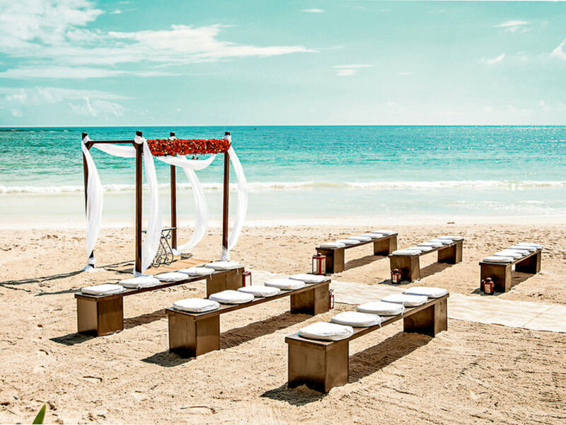 AkumalBay Beach & WellnessResort