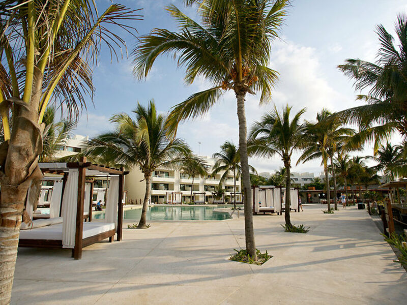 AkumalBay Beach & WellnessResort