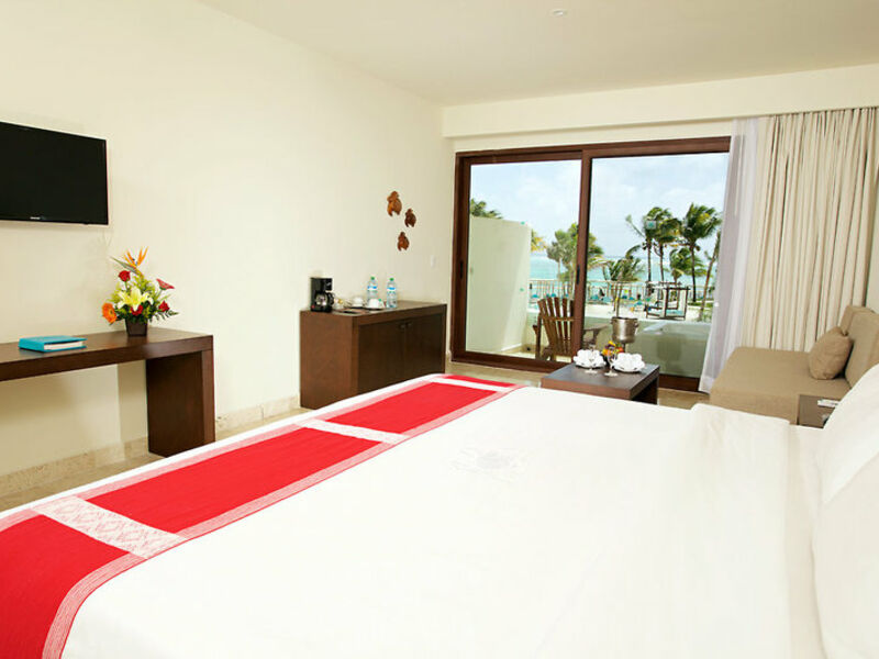 AkumalBay Beach & WellnessResort