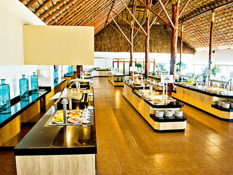 AkumalBay Beach & WellnessResort