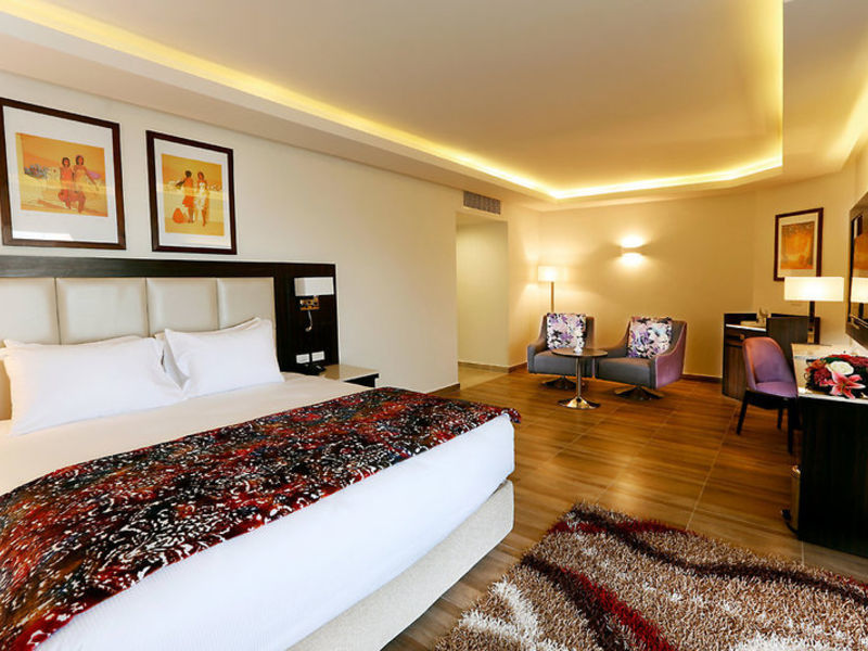 Albatros White Beach