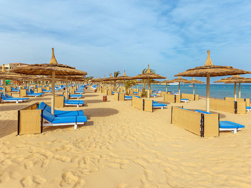 Albatros White Beach