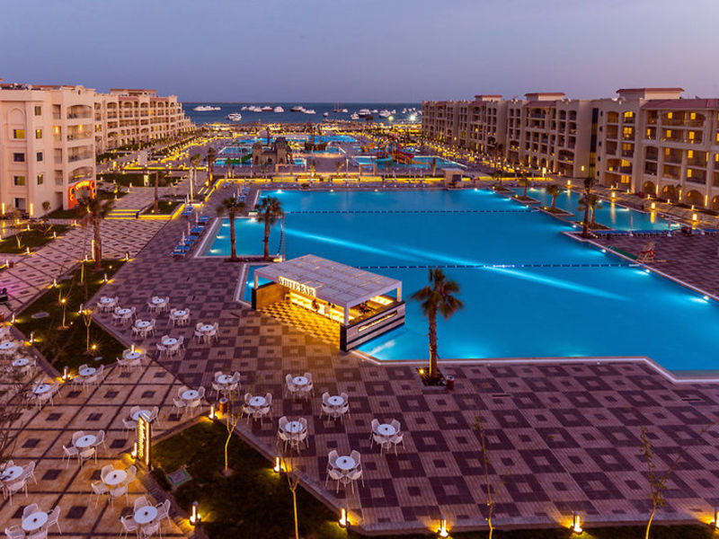 Albatros White Beach