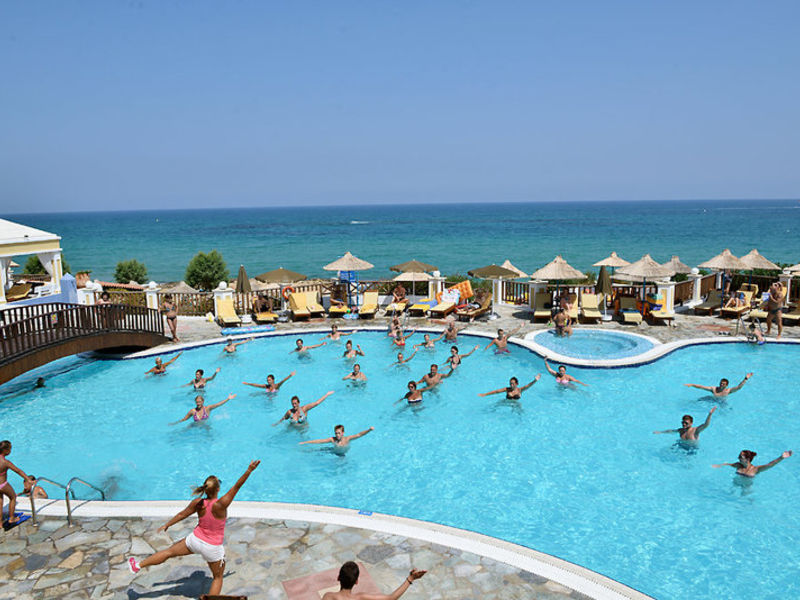 Alexander Beach Hotel & Village