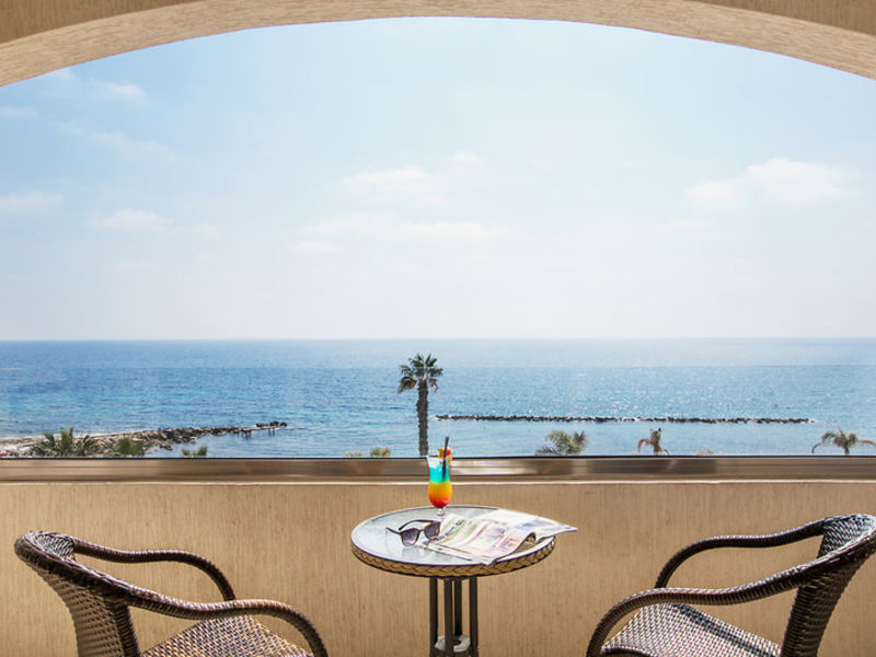 Alexander The Great Beach Htl.