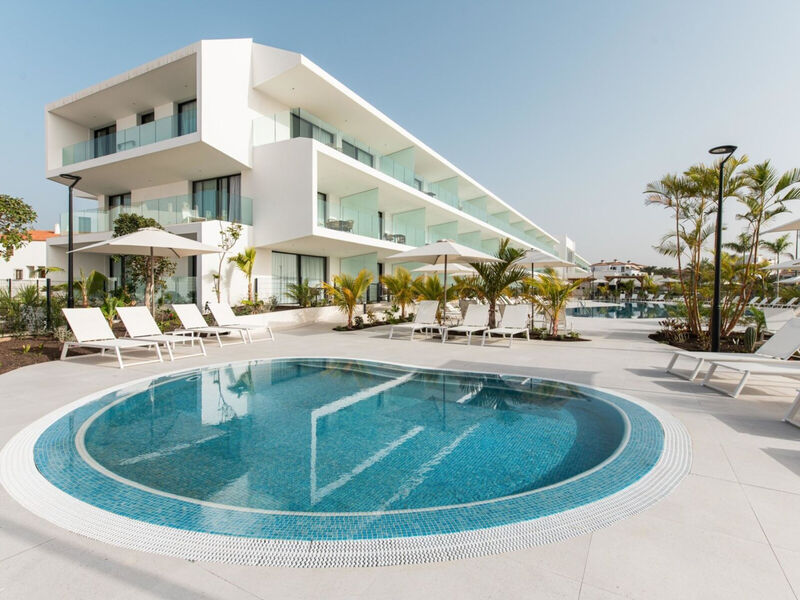 Amarilla Golf Residences