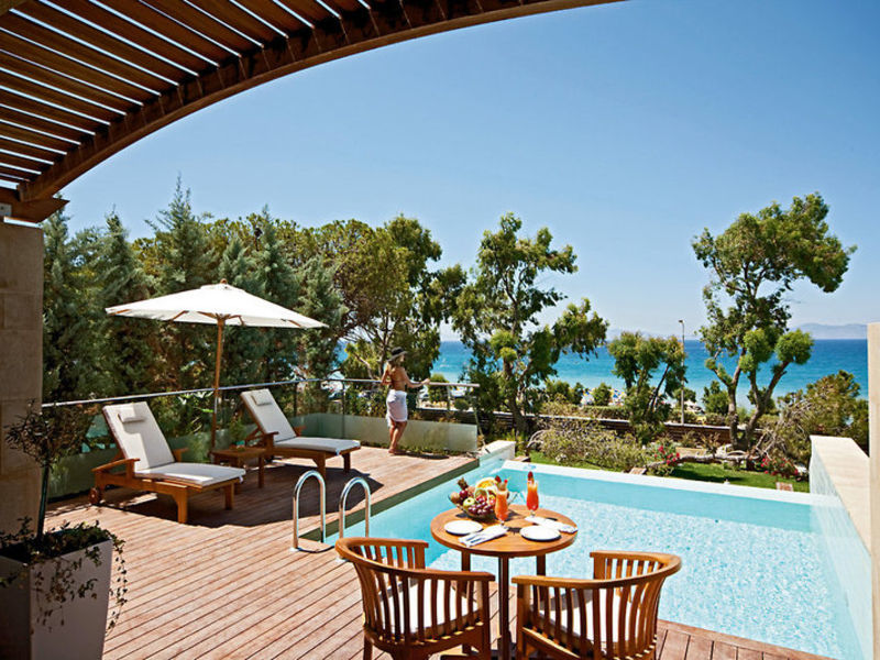 Amathus Elite Suites & Spa