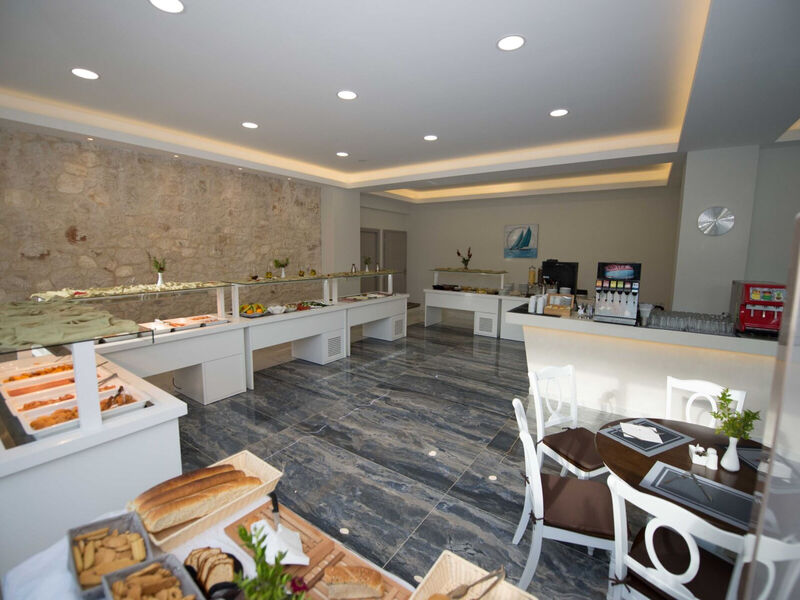 Amour Holiday Resort - Adults Only