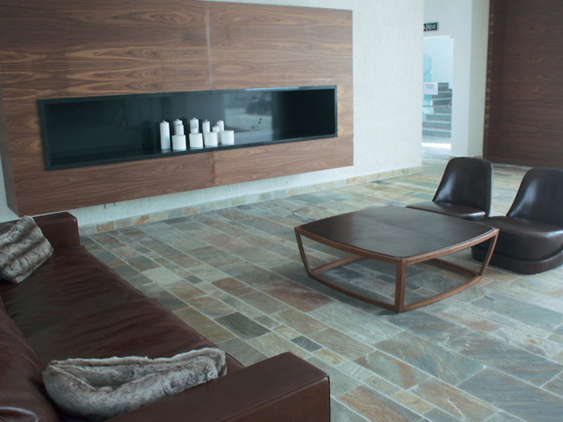 Amphora Hotel & Suites