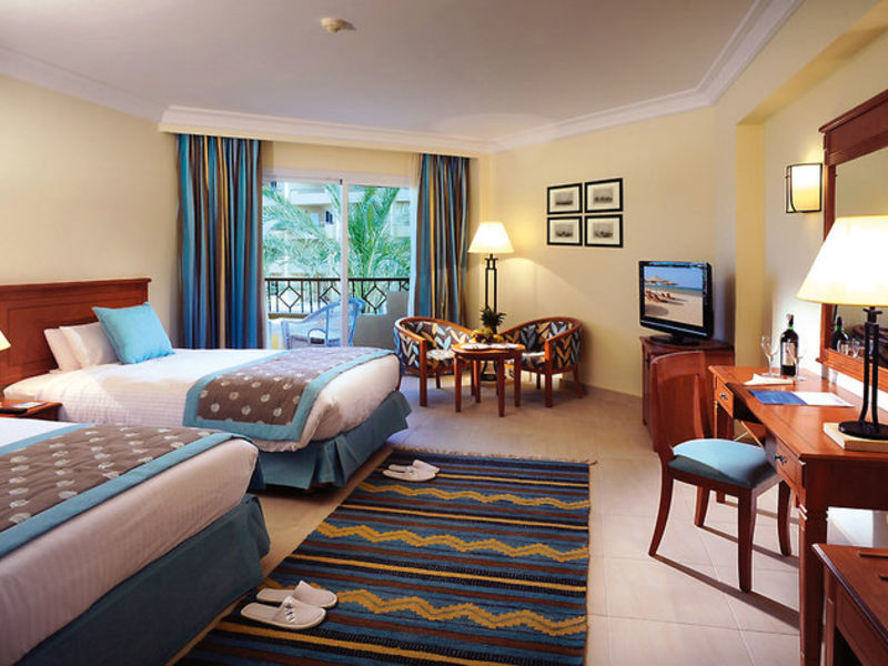 Amwaj Blue Bay Beach