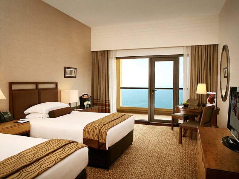 Amwaj Rotana Jumeirah Beach R.