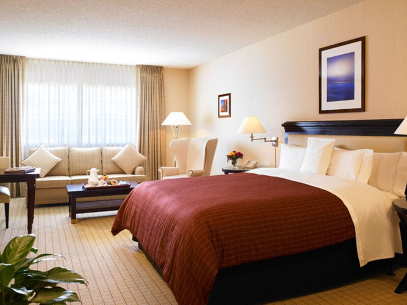Anaheim Majestic Garden Hotel