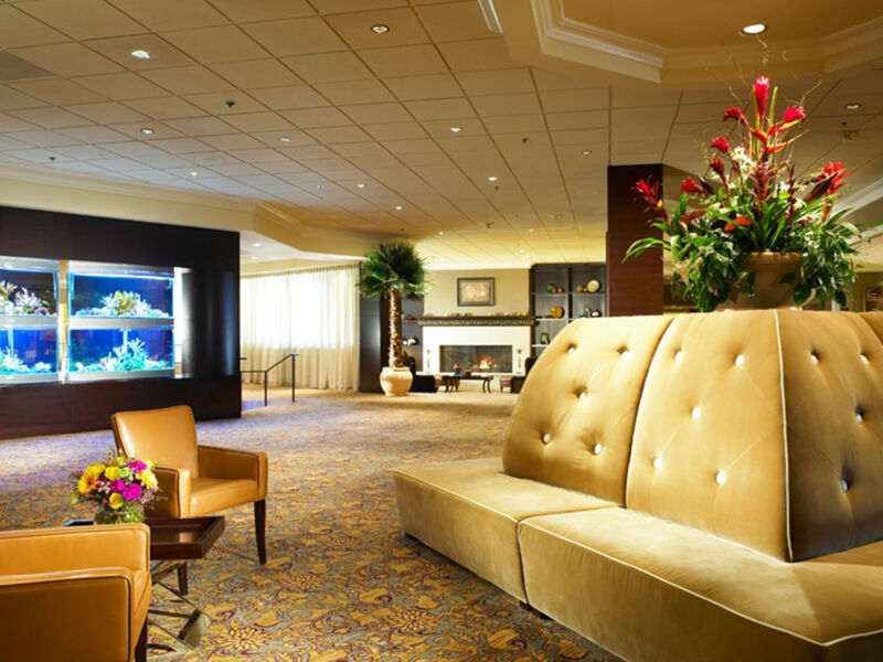 Anaheim Majestic Garden Hotel