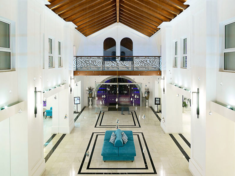 Anemos Luxury Grand Resort