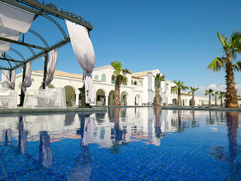 Anemos Luxury Grand Resort