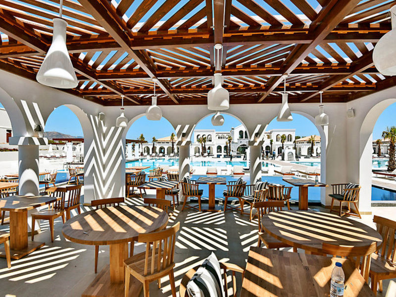 Anemos Luxury Grand Resort