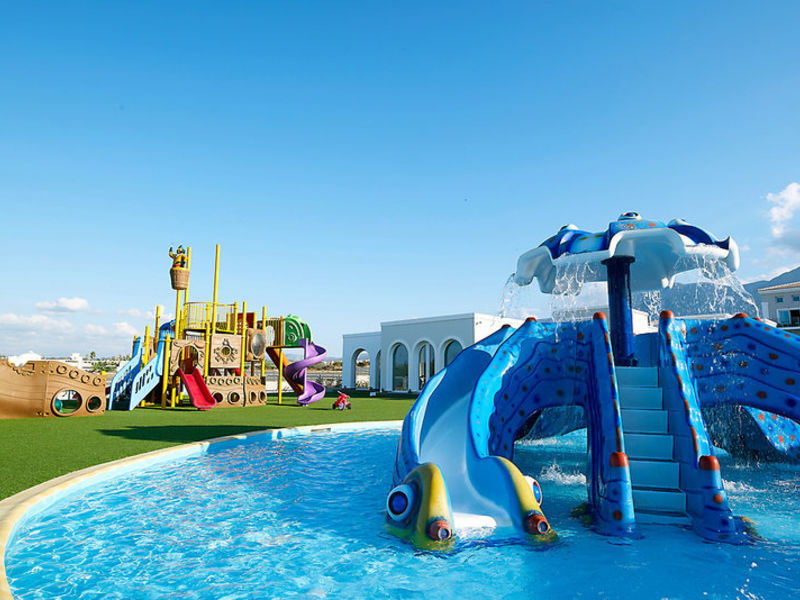 Anemos Luxury Grand Resort