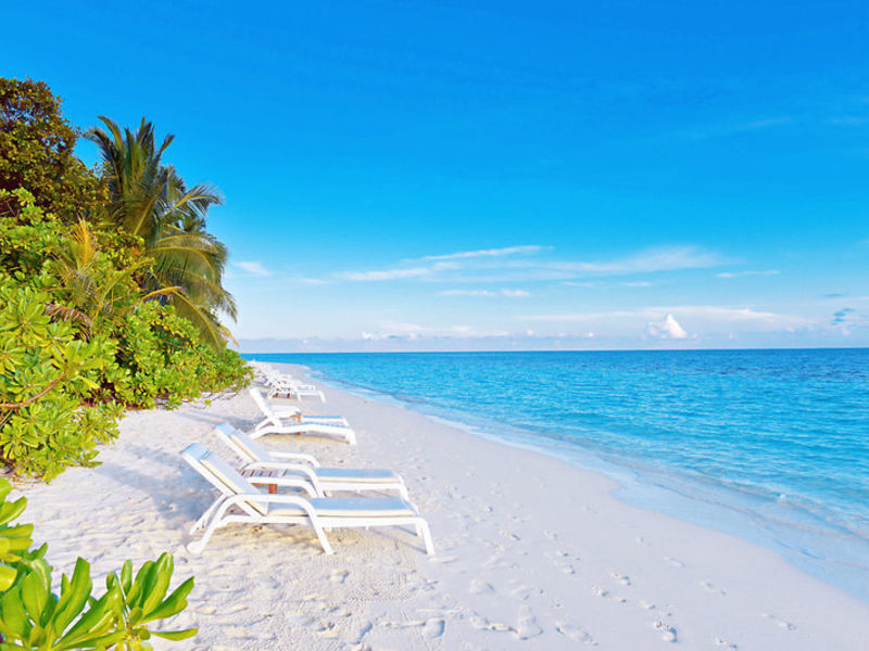 Angaga Island Resort & Spa