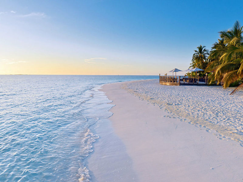 Angaga Island Resort & Spa