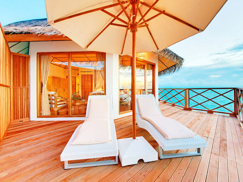 Angaga Island Resort & Spa