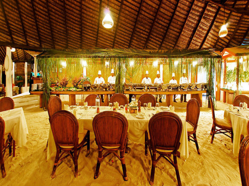 Angaga Island Resort & Spa