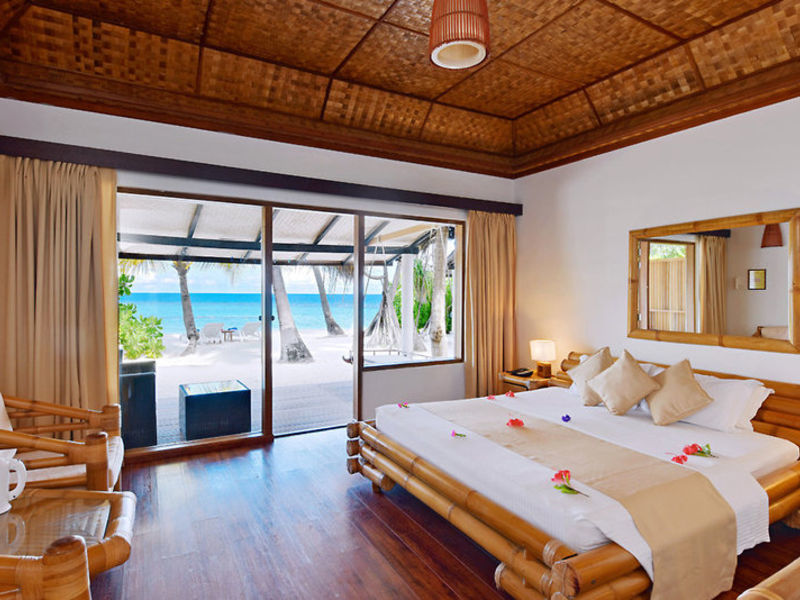Angaga Island Resort & Spa
