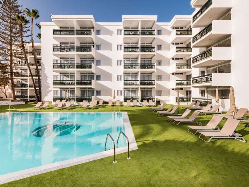 Apartamentos Roca Verde