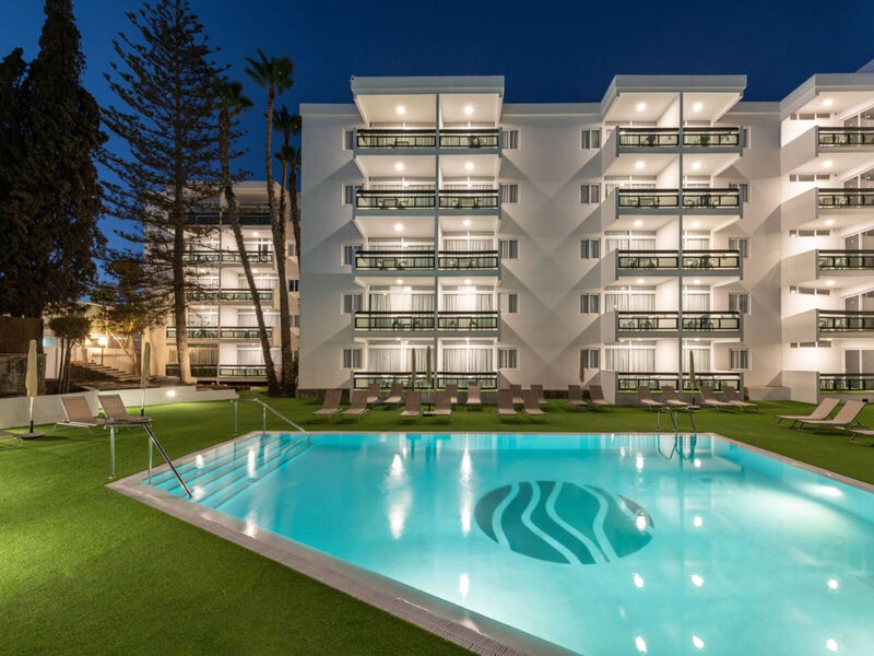 Apartamentos Roca Verde